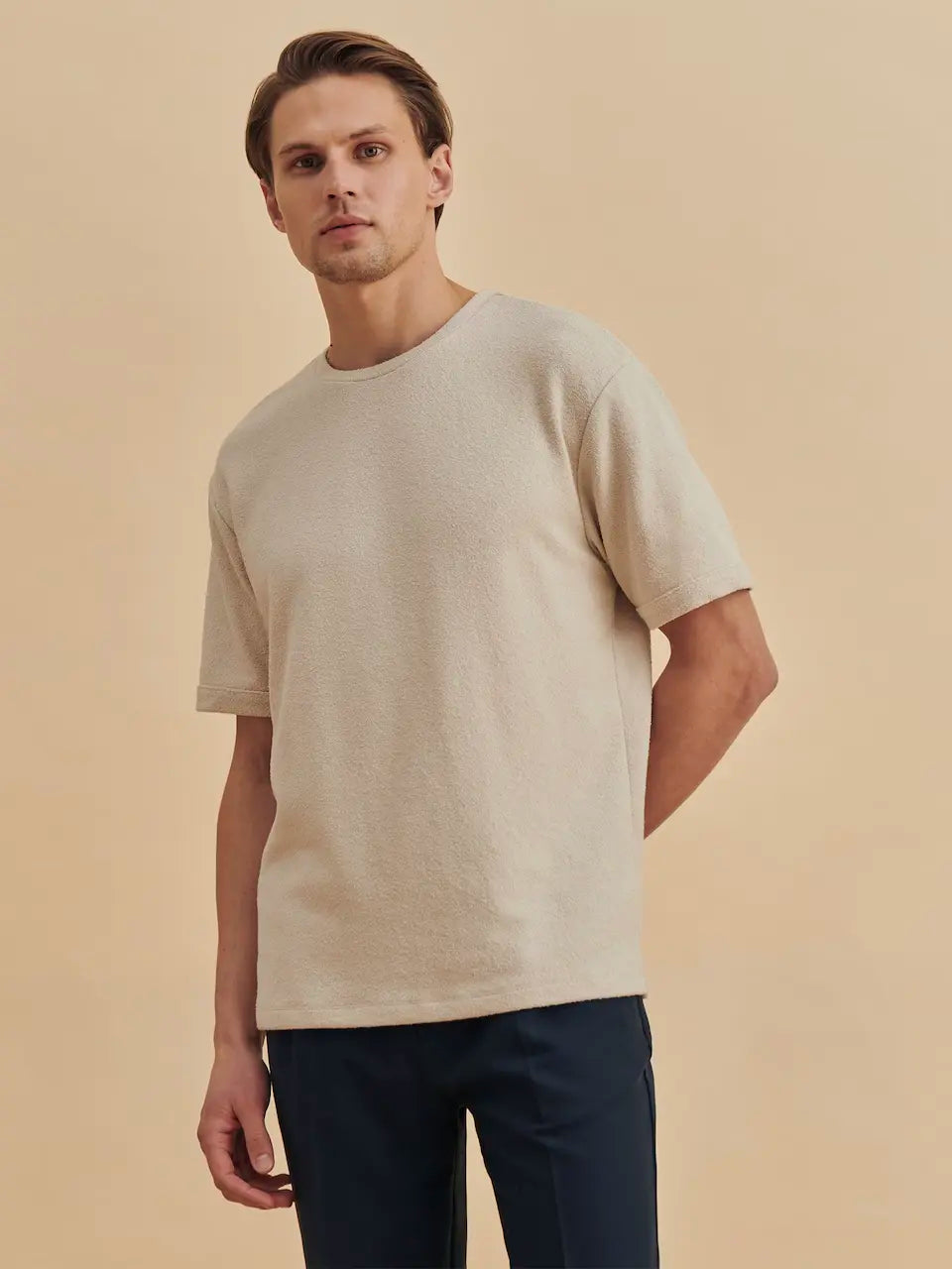 D&F APPAREL beżowy T-shirt