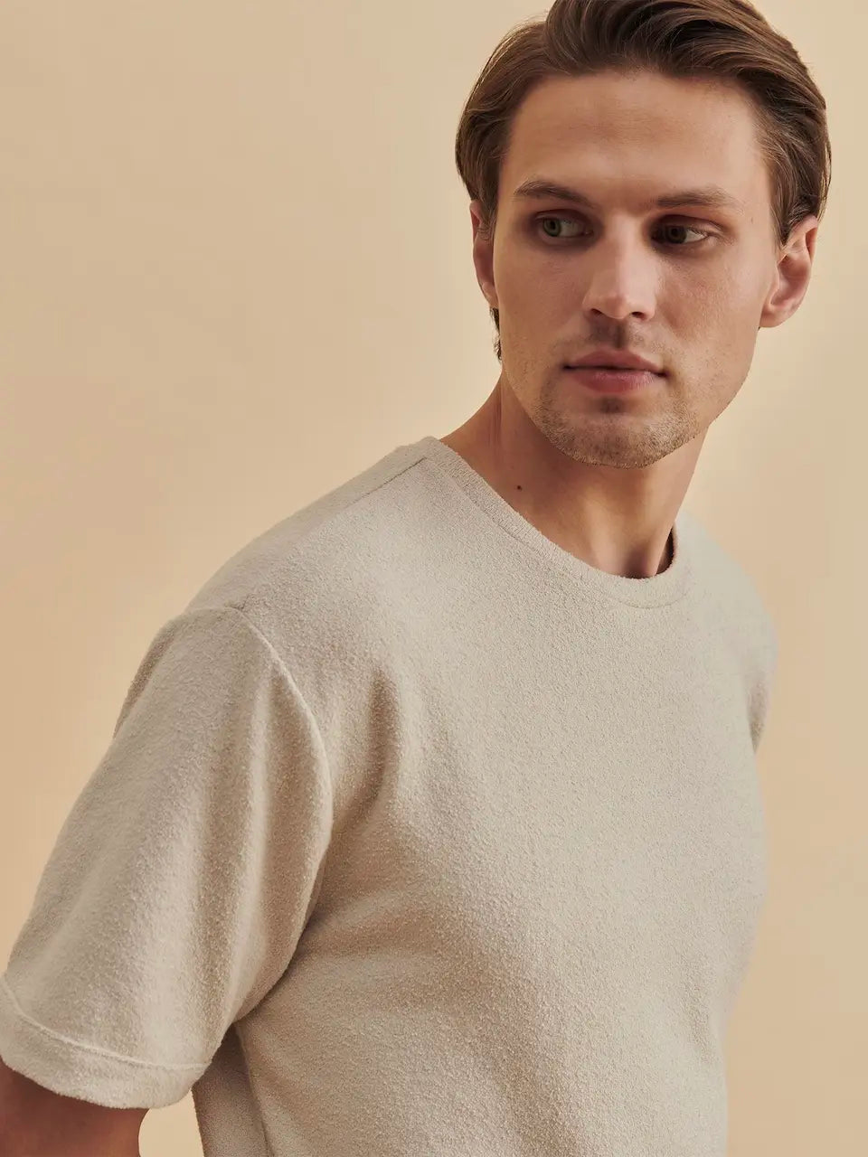 D&F APPAREL beżowy T-shirt