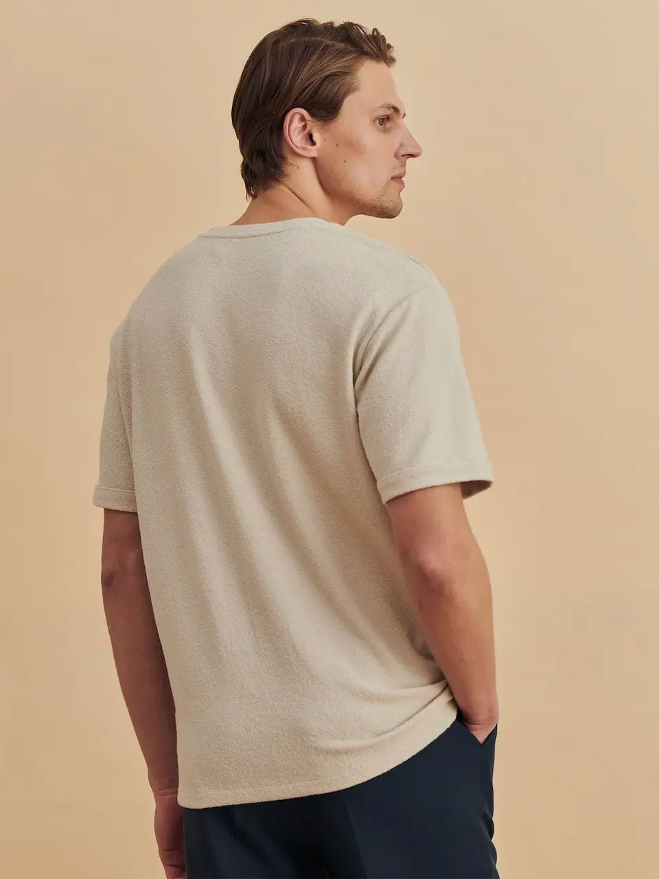D&F APPAREL beżowy T-shirt